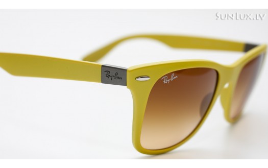 Ray-Ban Wayfarer Liteforce (RB4195 60852L 52mm) saules brilles